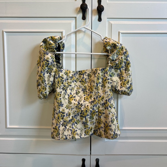 Lovers + Friends Yellow and Green Puff Sleeve Blouse - Picture 3 of 4